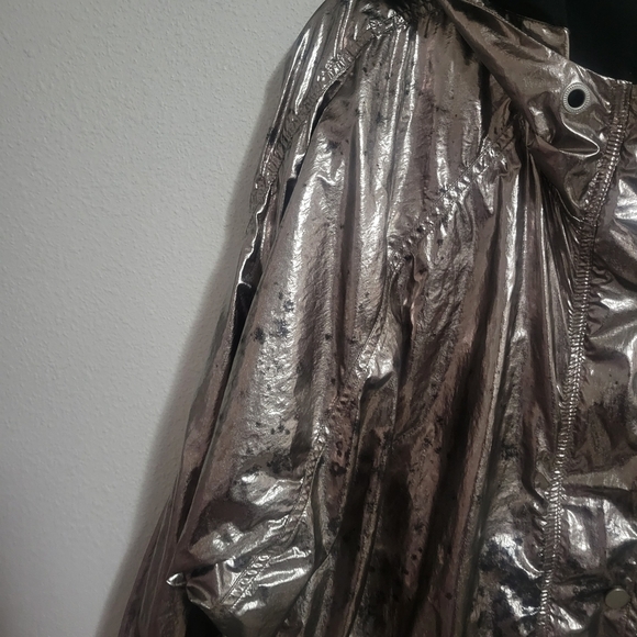 Free People sinched waist with hood rain jacket size xs/s oversized - Picture 12 of 16